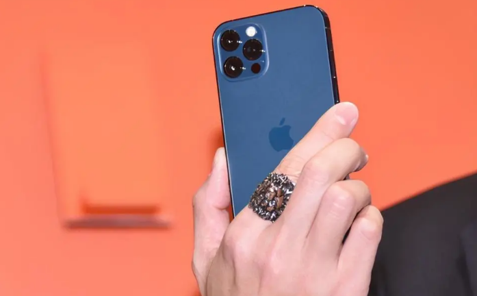 金华苹果手机维修分享iPhone12系列重启方法教程 